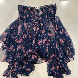 💜Beautiful Free People Strapless Blouse💜